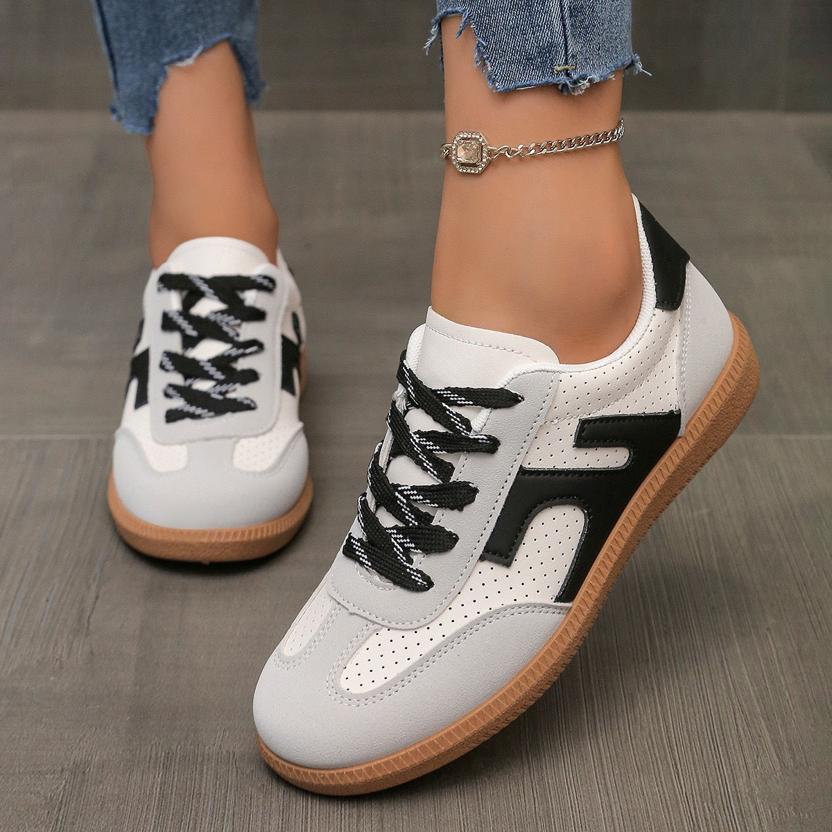 Soho Retro Trainers